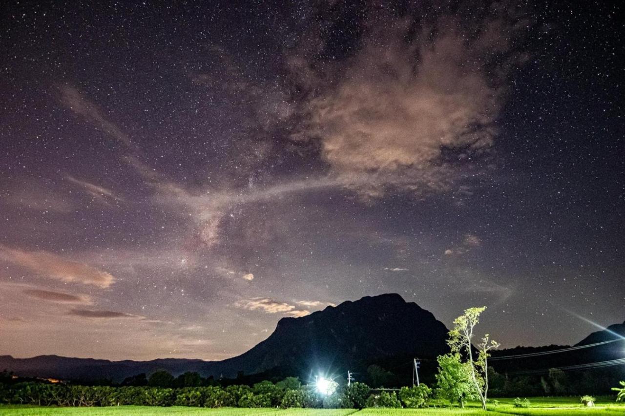 Готель Krathom Doi Luang Чіанґдау Екстер'єр фото